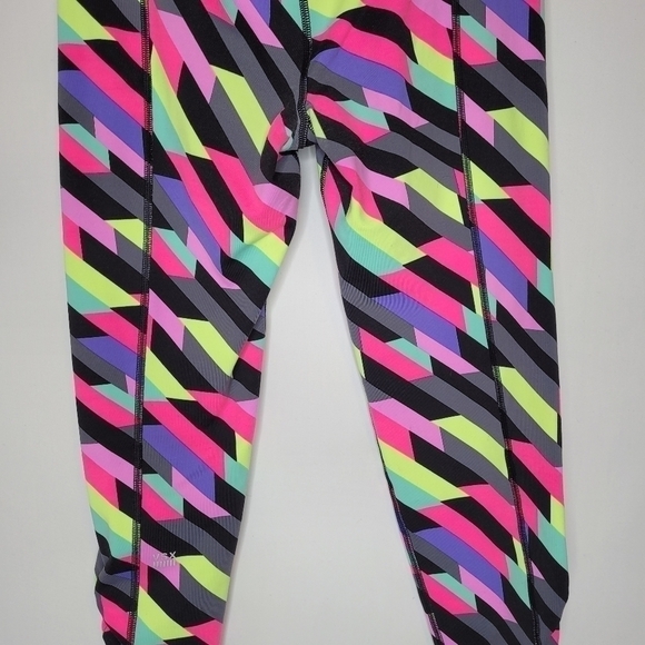 Victoria Secret Neon Capri Geo Print Tights - Picture 9 of 14